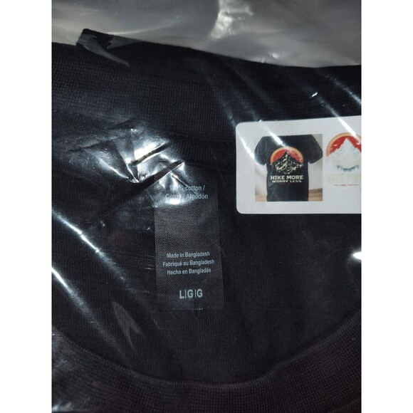 Hike More Worry Less Black T-shirt - size Large - Picture 3 of 3
